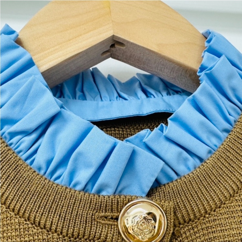 Sandro
Meunier Ruffled Neck Cardigan new flawless - Picture 4 of 13